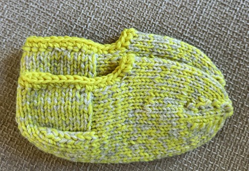Handgestrickte hausschuhe für - handgestrickte,